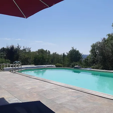 Le Cocon Des Roches Bed & Breakfast Cessieu