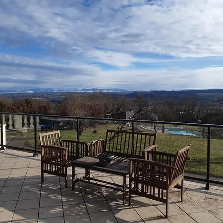 Le Cocon Des Roches Bed & Breakfast Cessieu